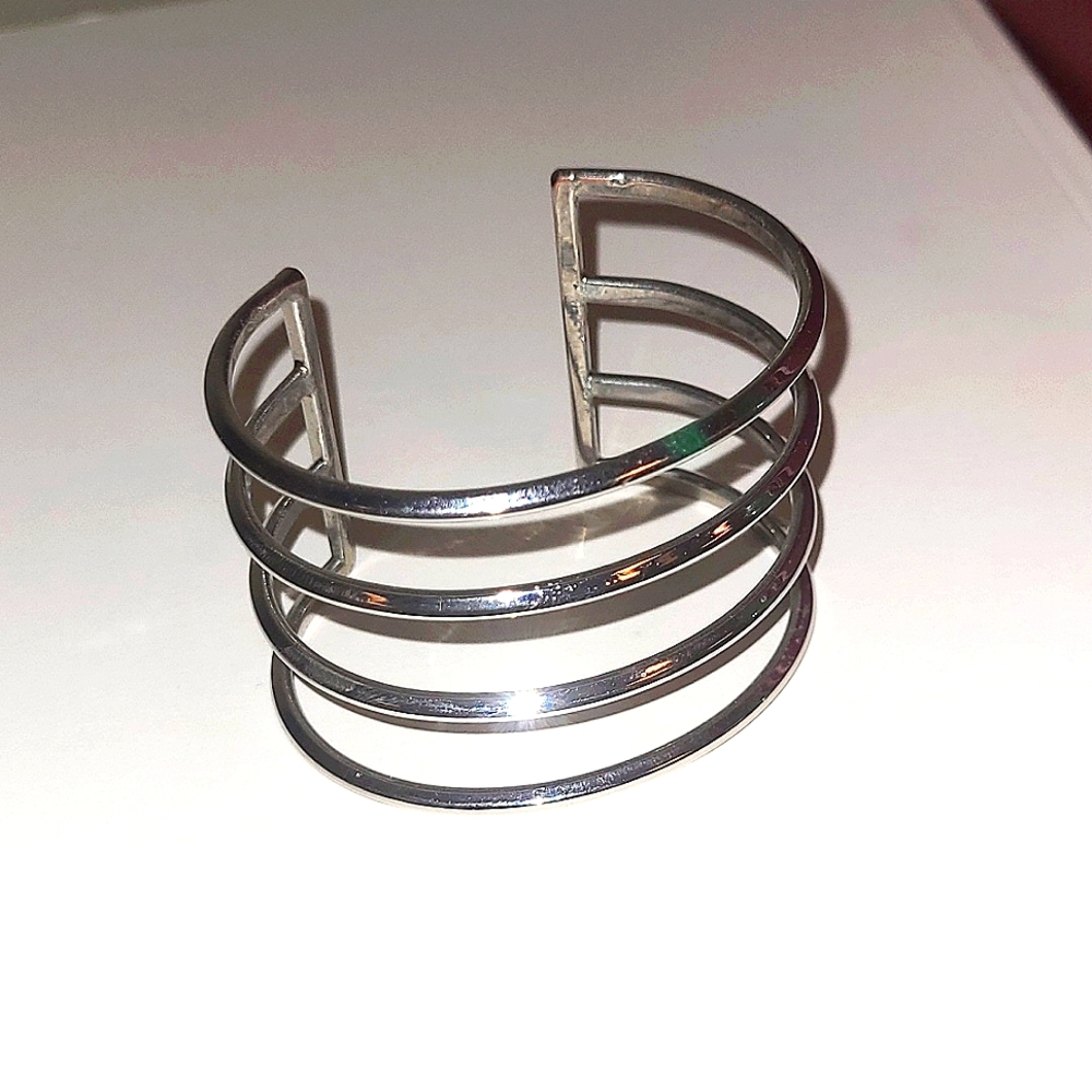 BCBG Max Azria | Adjustable Cage Bracelet | Perfect Condition